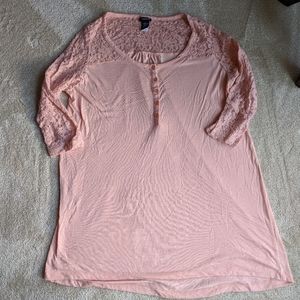Torrid 3/4 length sleeve top